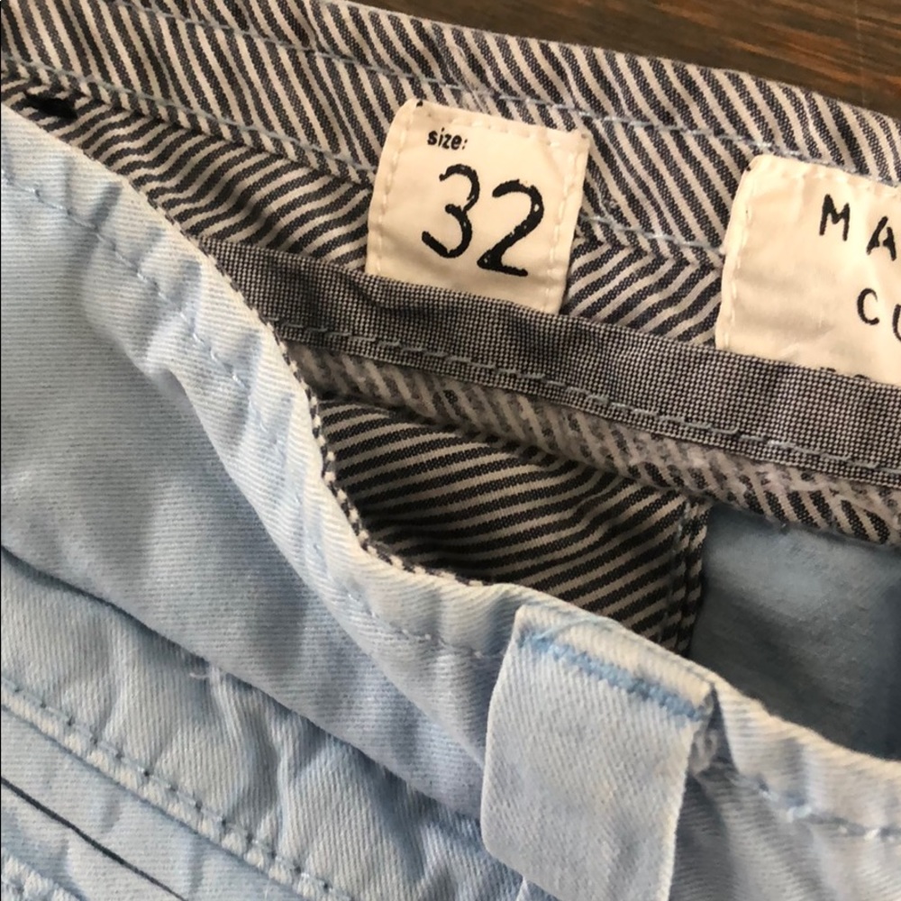 Marc Ecko Shorts Size 32 - Picture 4 of 4